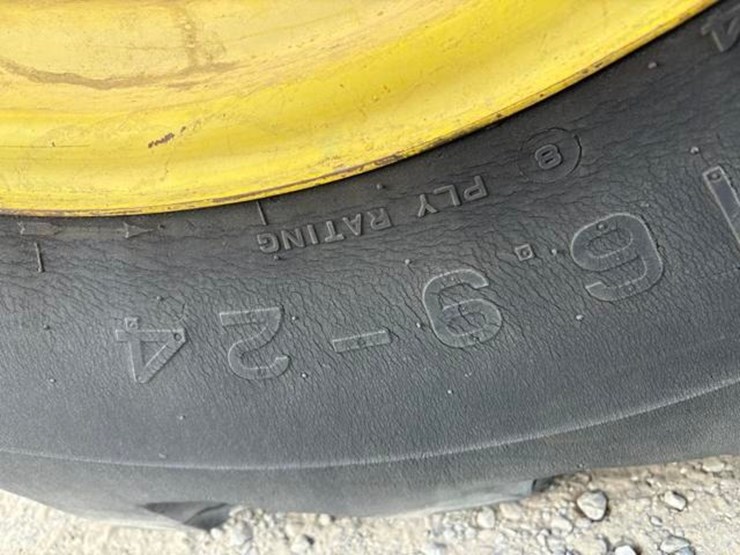 john-deere-5105-image-13