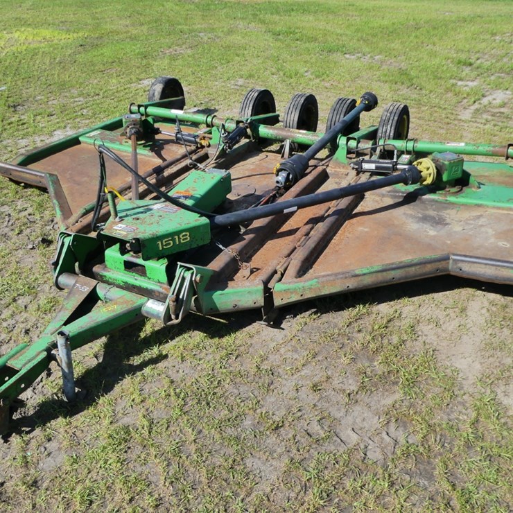 JOHN DEERE 1518