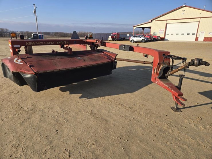 new-holland-1411-image-3