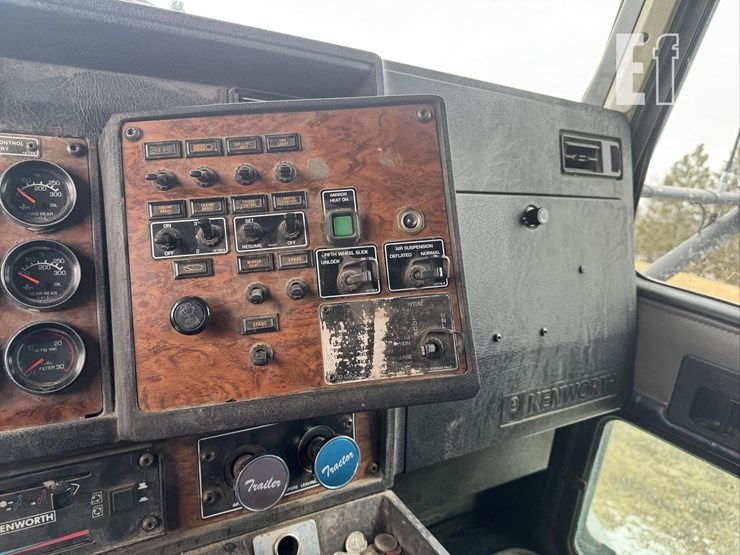 1998-kenworth-t600-image-33