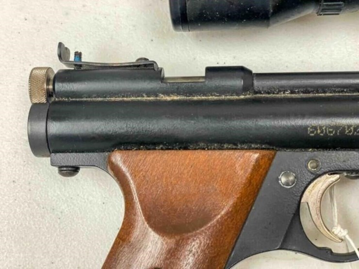 crosman-air-pistol-image-2