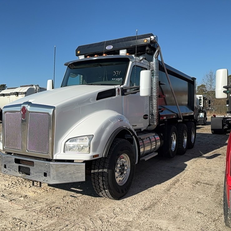 2017 KENWORTH T880