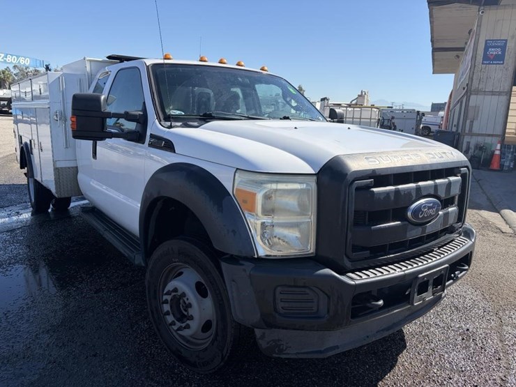 2016-ford-f550-image-2