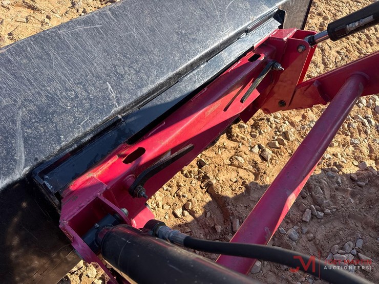 mahindra-mpower-75p-image-9