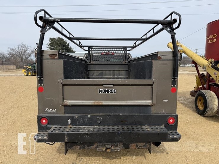 2014-chevrolet-3500hd-image-5