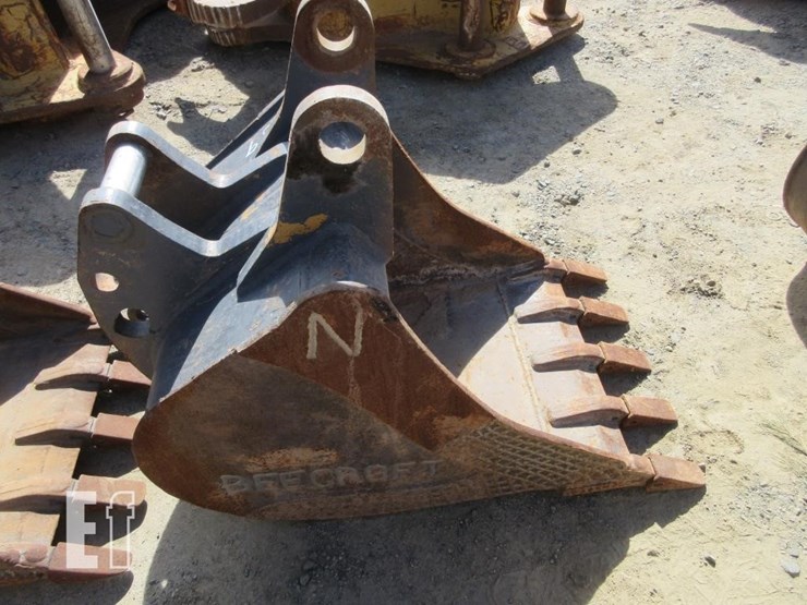 case-gannon-24"-backhoe-tooth-bucket-image-2