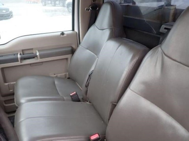 2010-ford-f250-image-21