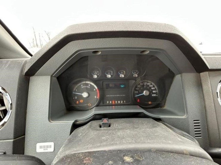 2011-ford-f350-image-13