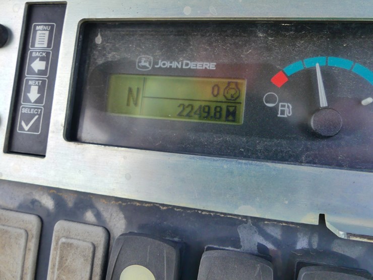 2018-deere-310l-ep-image-16