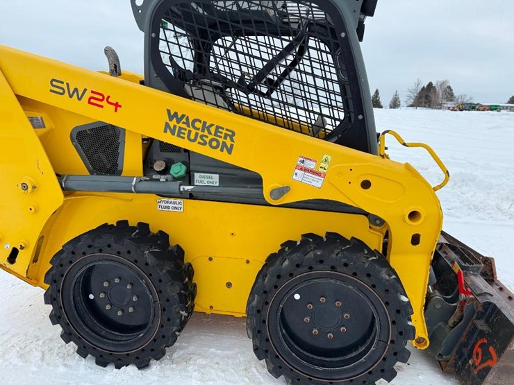 wacker-neuson-sw24-image-20