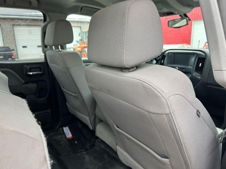 2018-chevrolet-silverado-2500hd-image-42