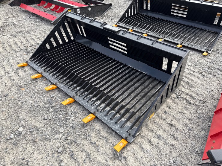 #2064-•-unused-giyi-rb66-skid-steer-rock-bucket-inv#-42034-image-1