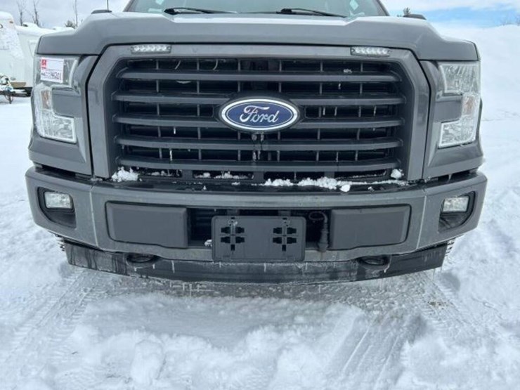 2017-ford-f150-xlt-image-36