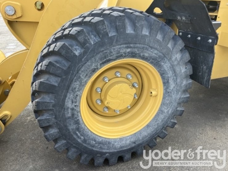 2021-caterpillar-910-image-3