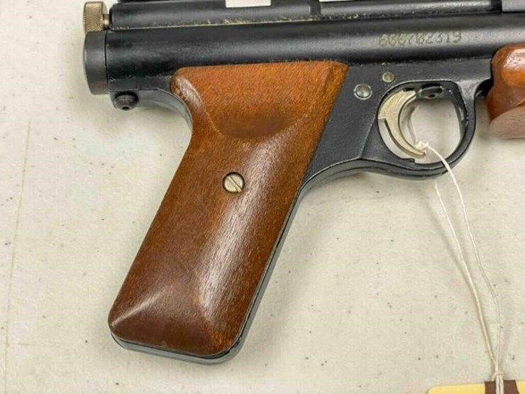 crosman-air-pistol-image-9