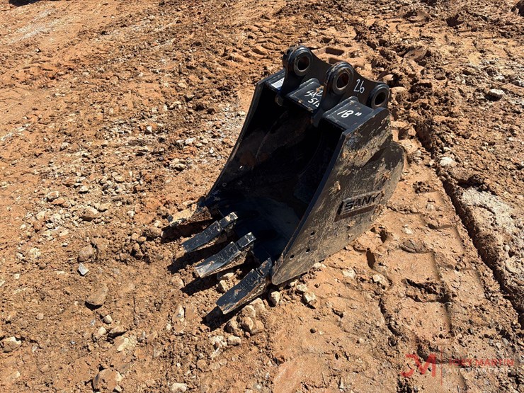 unused-sany-18'-excavator-tooth-bucket-image-4