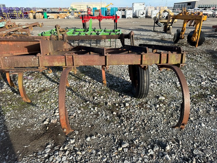 #36256-•-10'-chisel-plow-inv#-36256-image-9