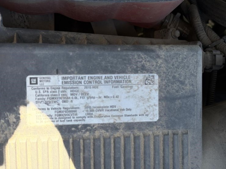 2015-chevrolet-2500-image-18