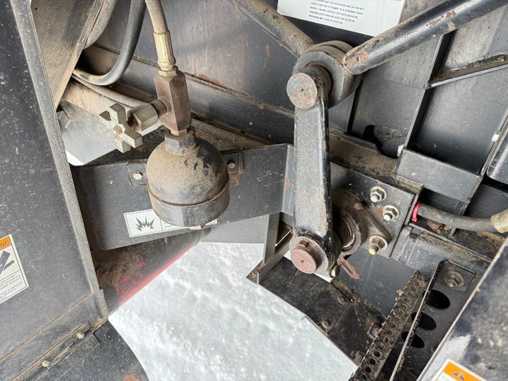 massey-ferguson-8780-image-52