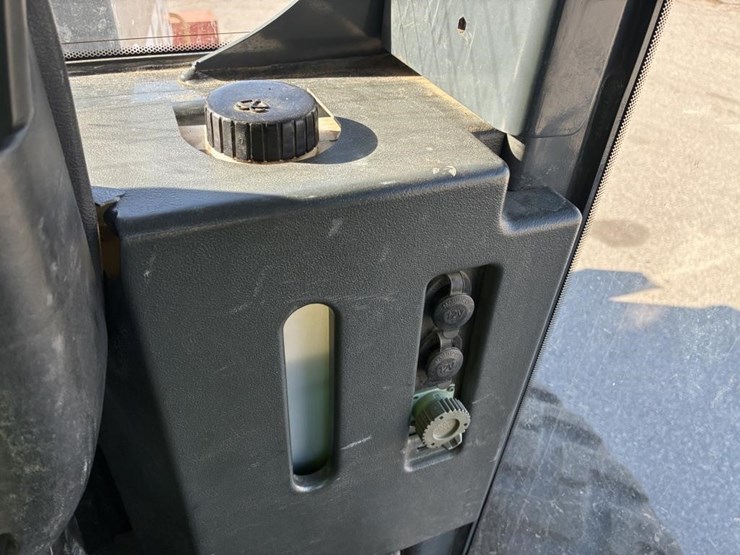 2008-deere-772d-image-27