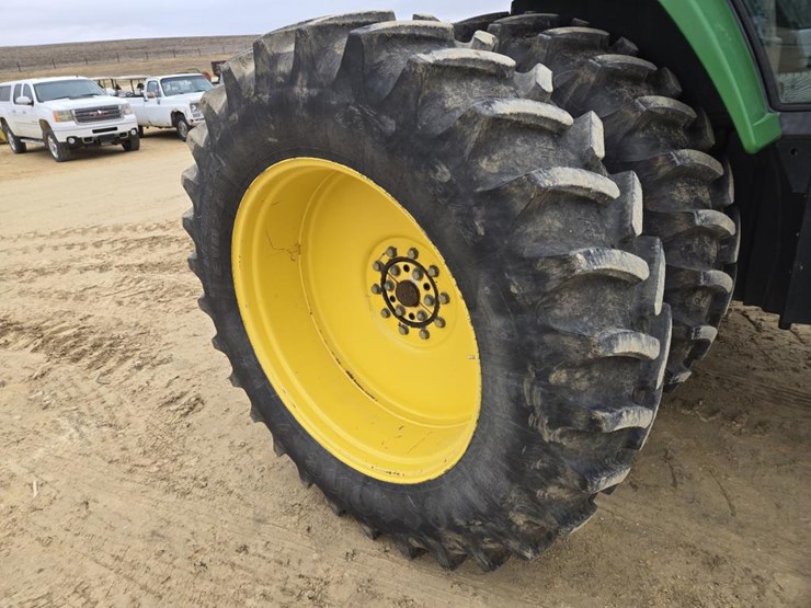 2001-john-deere-7810-image-9