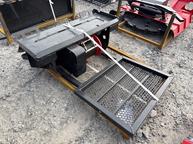 #2062-•-unused-giyi-45"-skid-steer-logging-winch-lyjp280230-inv#-41956-image-3