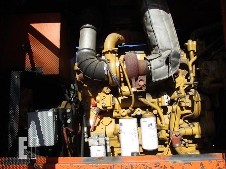 1992-caterpillar-c13-image-9