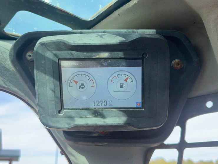 2021-bobcat-s76-image-7