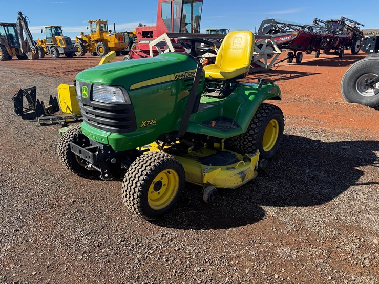 john-deere-x728-image-1