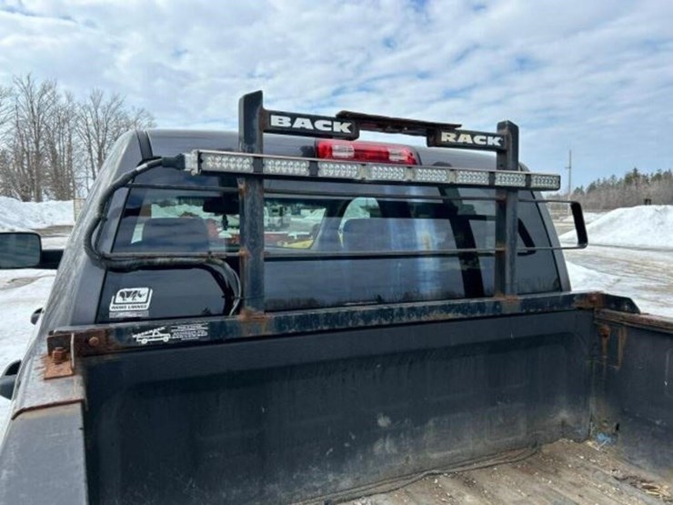 2014-ram-2500-hd-image-44