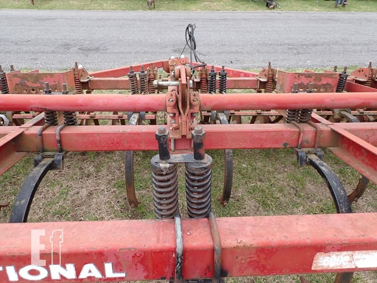 case-ih-6000-image-7