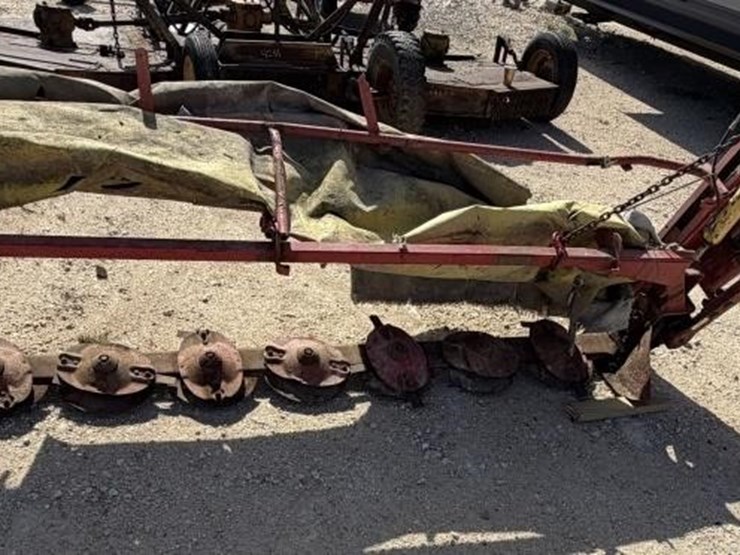 l2---3-pt-lely-10'-hay-cutter-image-8