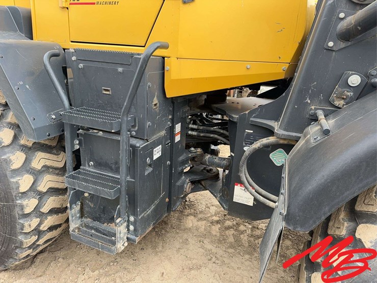 2018-komatsu-wa270-image-12