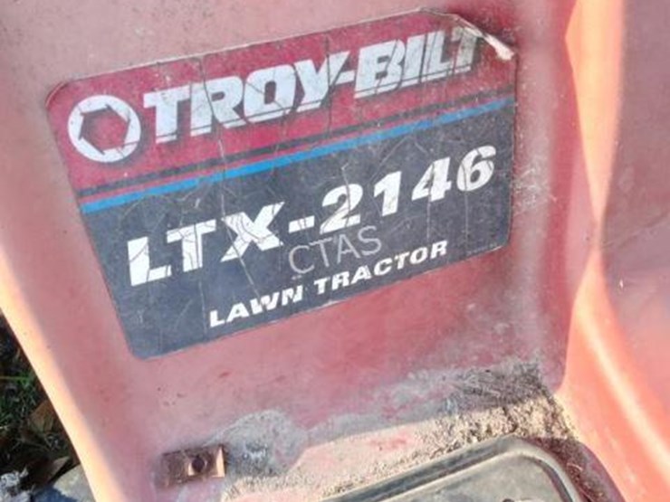 troy-bilt-super-bronco-image-11