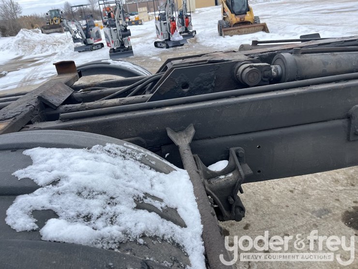 2002-international-durastar-4300-image-29