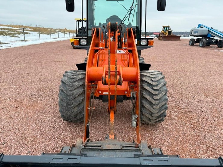 2021-hitachi-zw50-5b-image-30