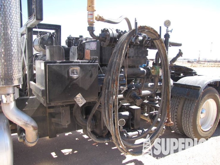 2008-peterbilt-357-image-7