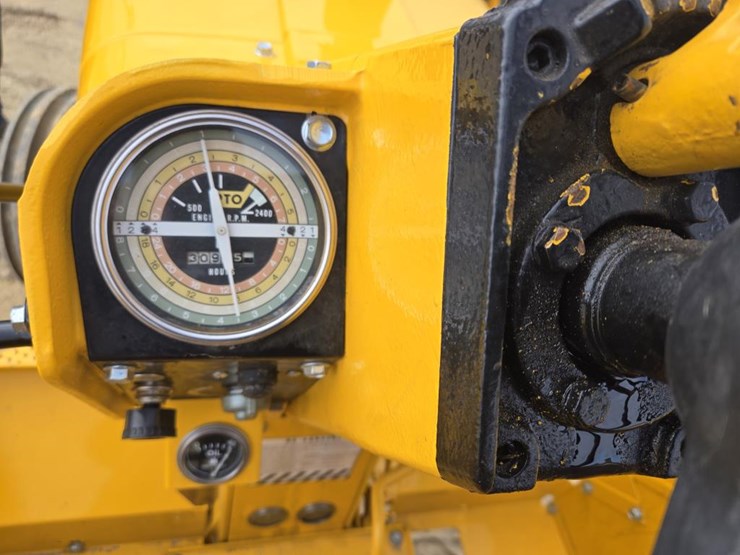 international-2806-image-21