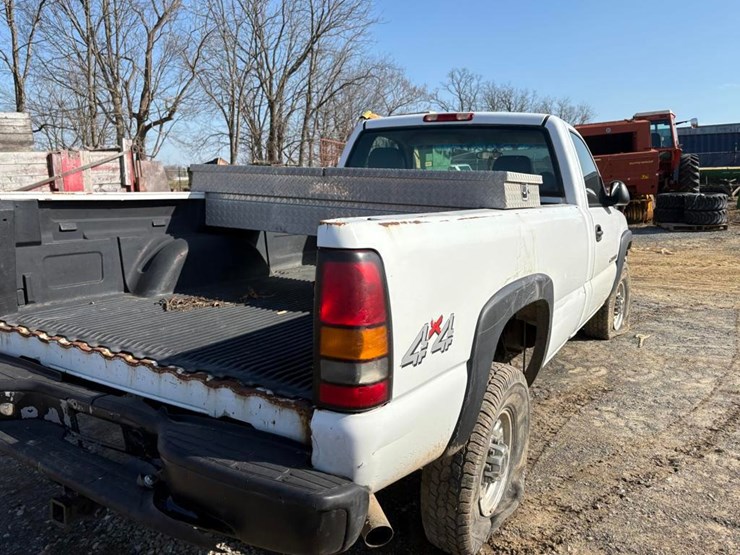 2005-chevrolet-2500-image-7