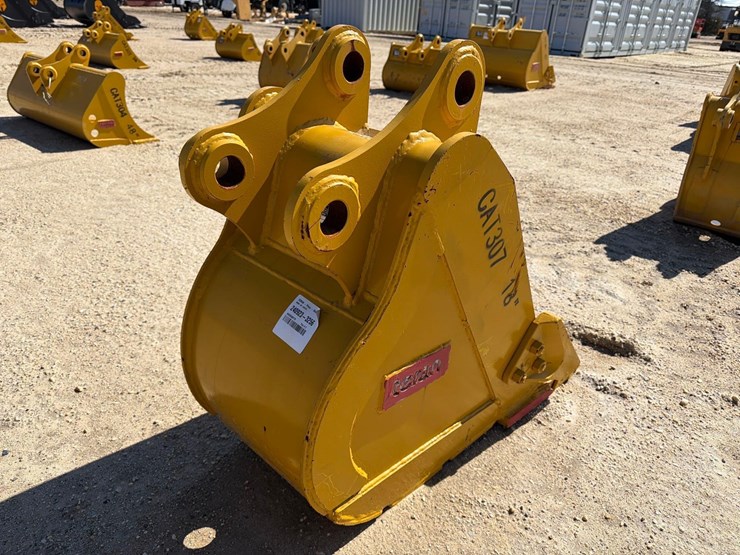 caterpillar-307-image-3