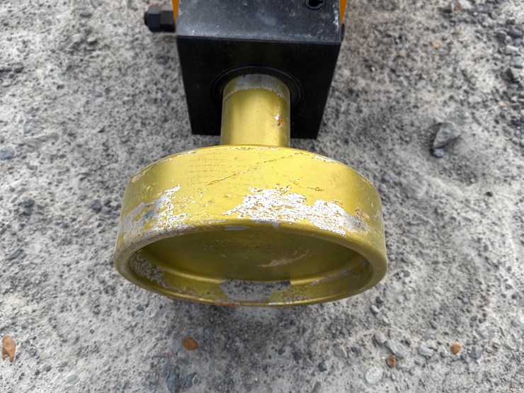 #2083-•-unused-giyi-d680-skid-steer-pile-hammer-dzc680260290-inv#-41985-image-5