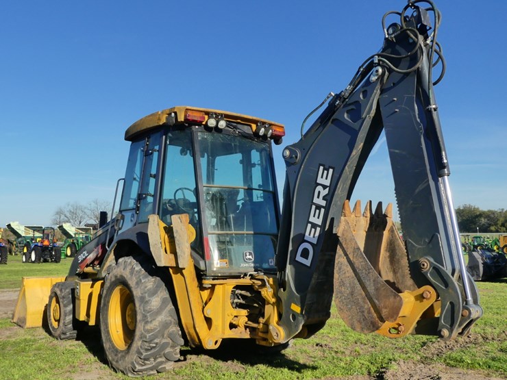 2016-deere-310l-image-4