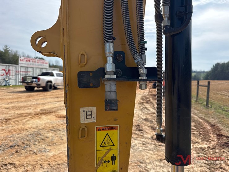 caterpillar-306-cr-image-13