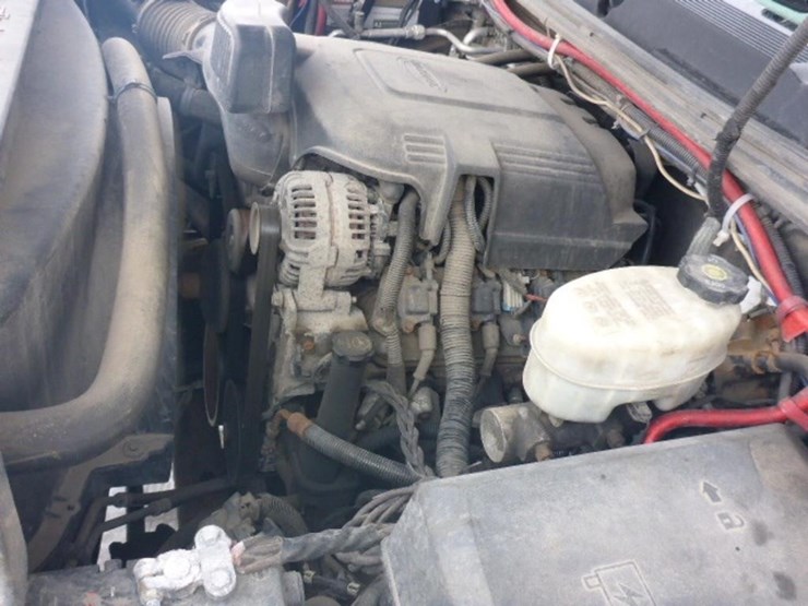 2014-chevrolet-3500-image-24