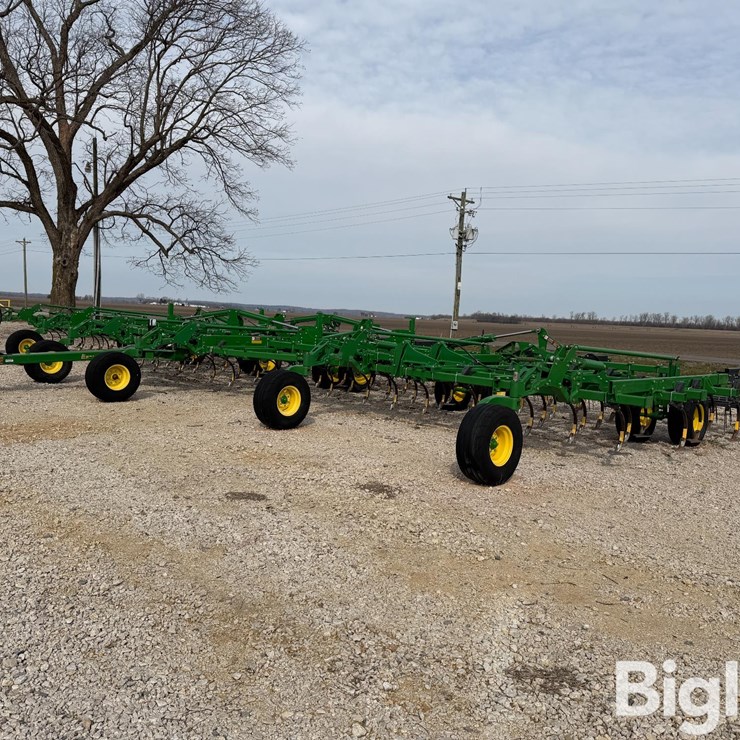 2018 JOHN DEERE 2230FH
