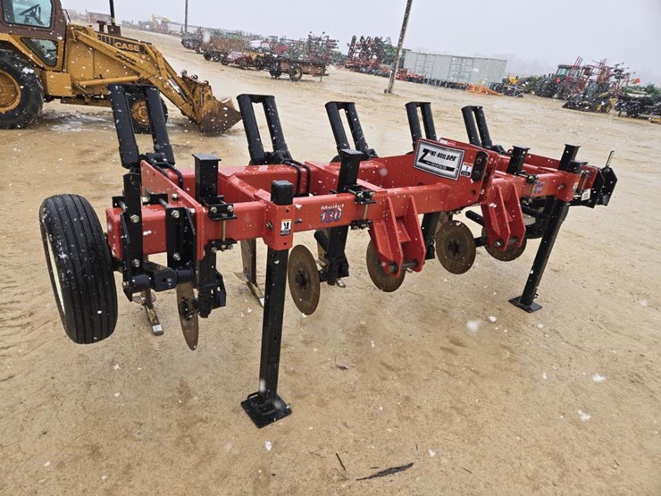 unverferth-zonebuilder-130-image-1