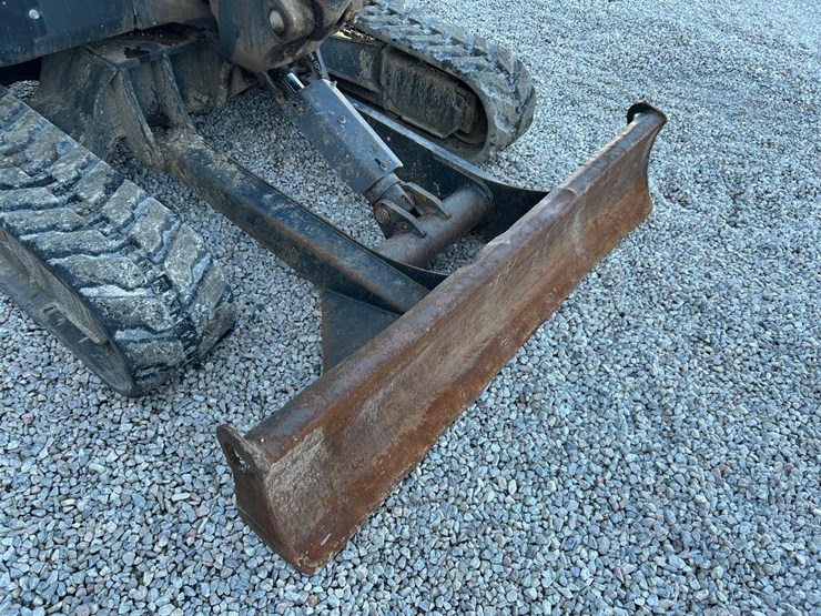 2021-bobcat-e42-image-11