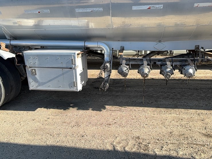 1992-custom-trailer-image-8