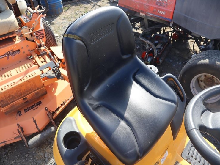 cub-cadet-lt1045-image-2