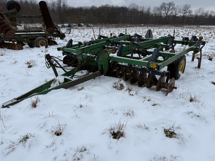 john-deere-714-image-2